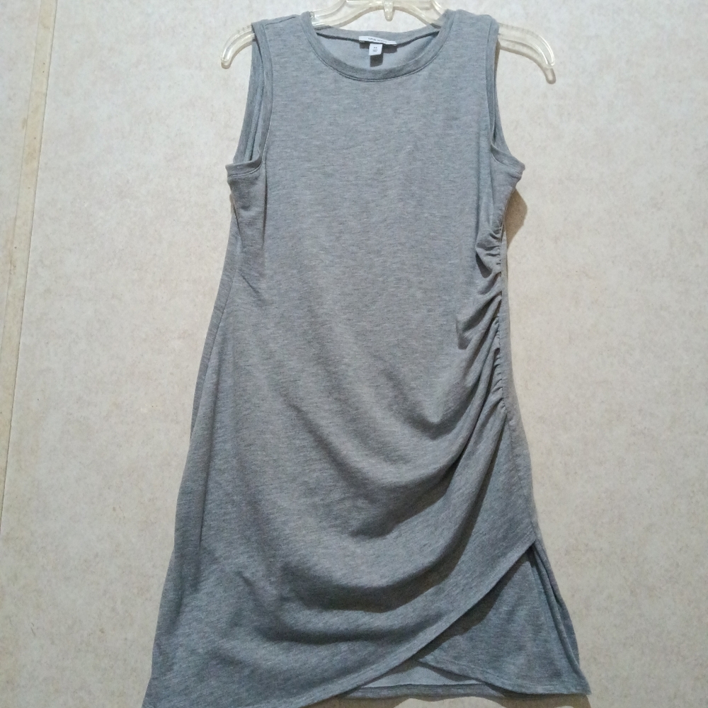 Nine West Size Medium Tulip Hem Ruched Side Crew Neck Dress
